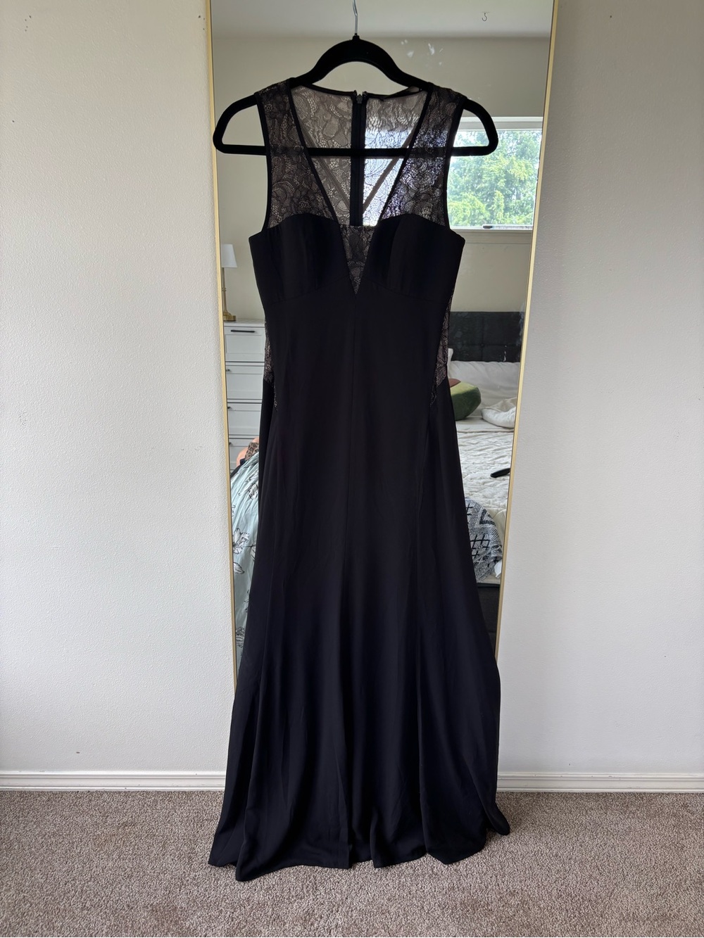 BCBG MAXAZRIA Black Lace-Back Evening Dress - Elegant Women's Gown